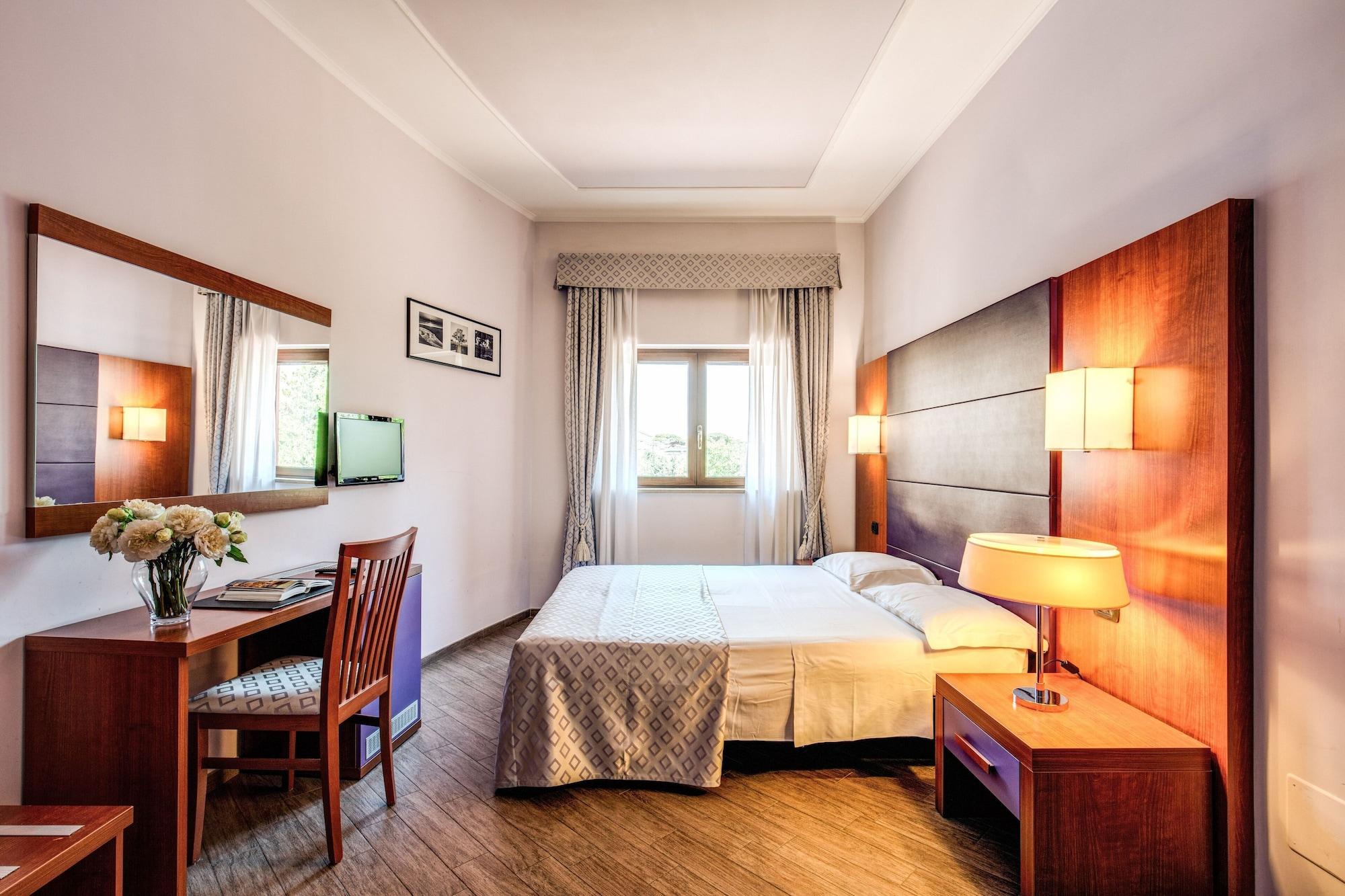 Hotel Roma Tiburtina Metro Bagian luar foto